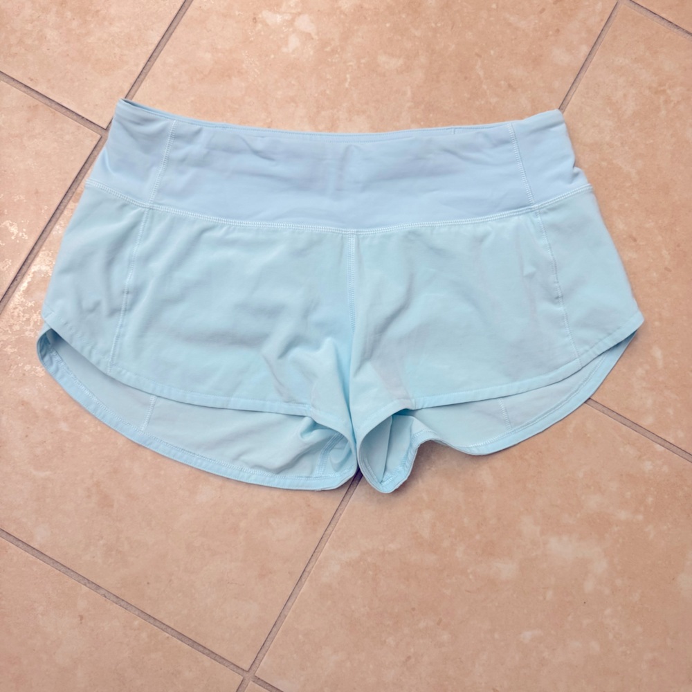 Lululemon shorts size 4